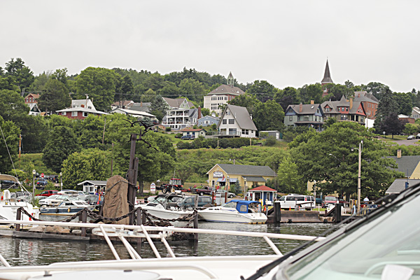 A look back towards the town. There are a lot of beautiful old houses from the days when the fishing industry flourished. Now it is mostly tourism keeping the town afloat.